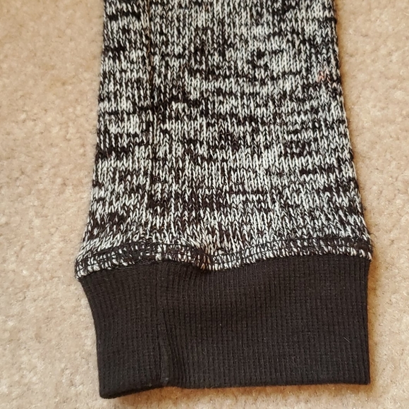 Maurices cold shoulder tunic size Medium - Picture 8 of 10